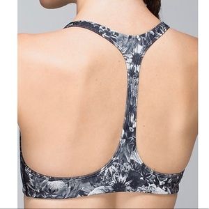 Lululemon Arise Sports Bra